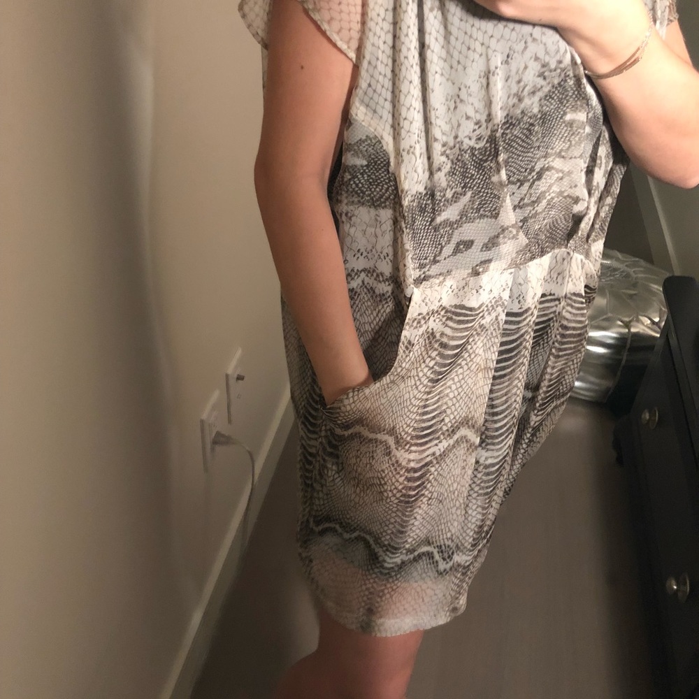 Animal print Dress - Picture 2 of 5